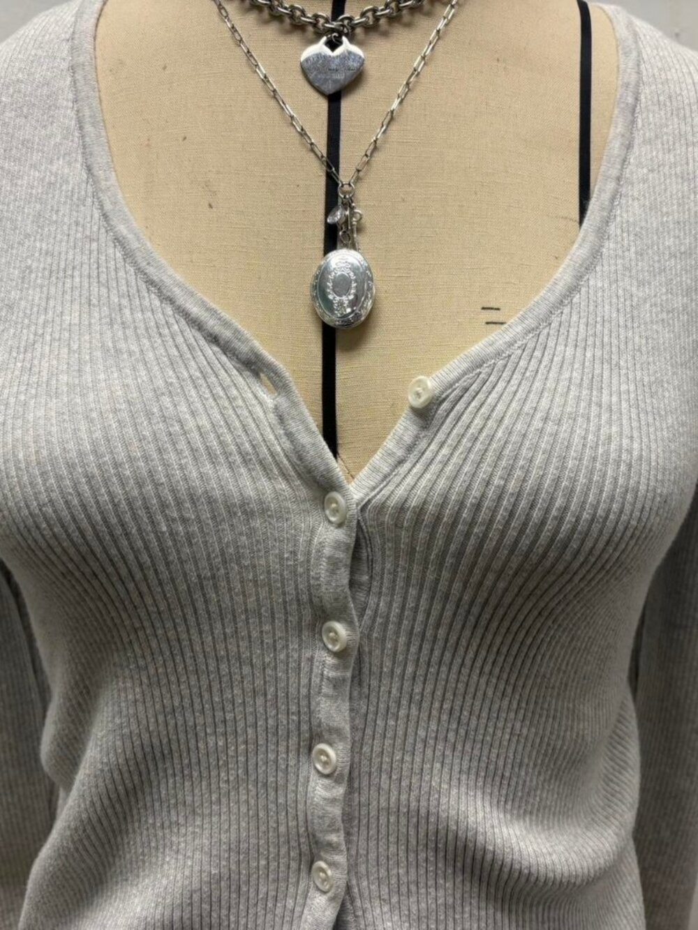 Brandy Melville Women's Grey Shirt